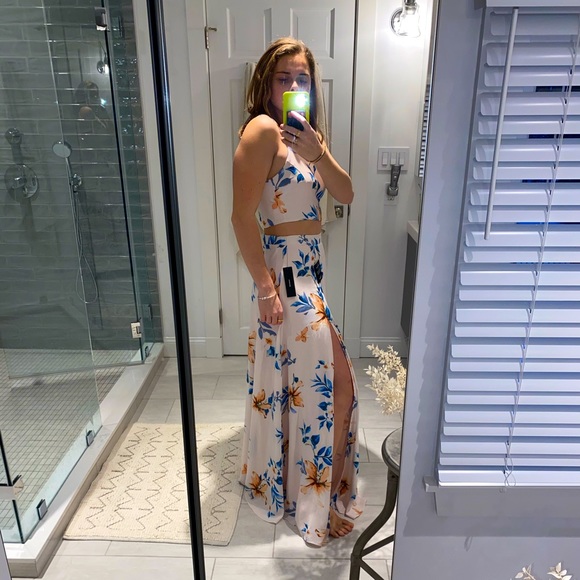 Lulus two piece set - Picture 2 of 3